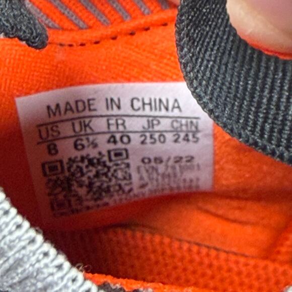 NWT TERREX FREE HIKER 2.0 GORE-TEX HIKING SHOES-Men’s size 8- Pristine condition - Picture 9 of 9